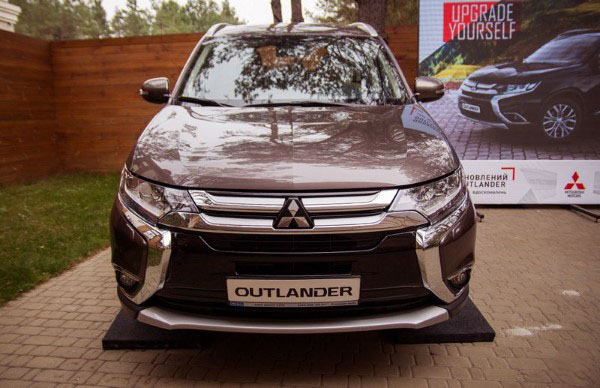 Mitsubishi Outlander PHEV 2016-2017 — гибрид готов радовать клиентов. Мицубиси аутлендер новый кузов 2016