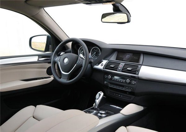 BMW X6 салон